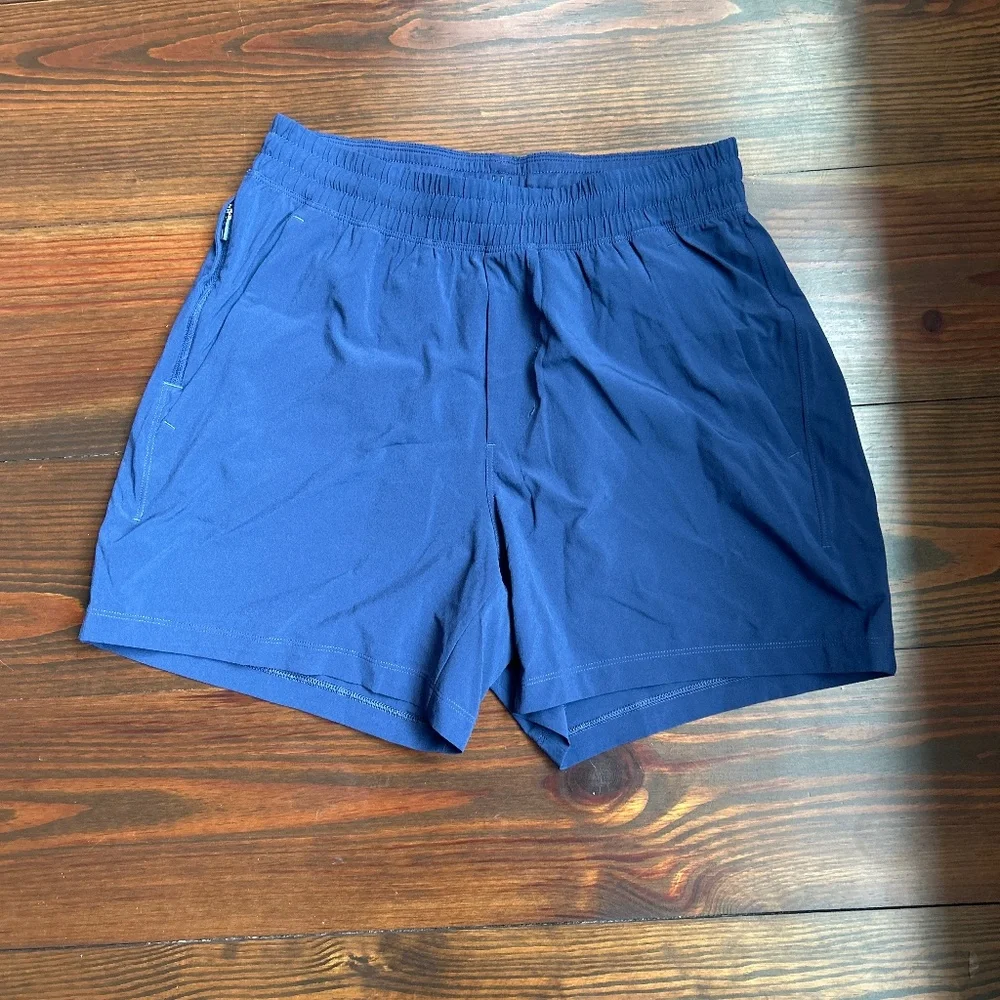 Lululemon Men’s Navy Pace Breaker Linerless Short 7” size Small - Picture 1 of 5